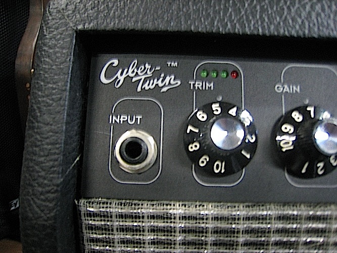 GA-003 Fender Cyber-Twin